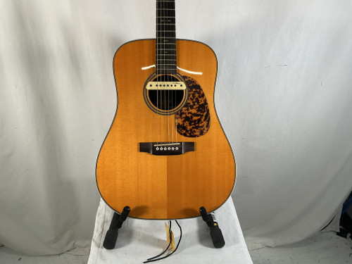 Vist Large View of Product Image Which is Used Blueridge BR-160 Solid Top Acoustic Guitar Natural