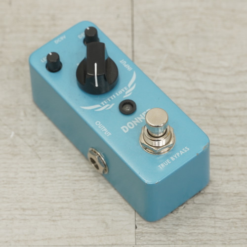 Vist Large View of Product Image Which is Used Donner Tutti Love Chorus Pedal