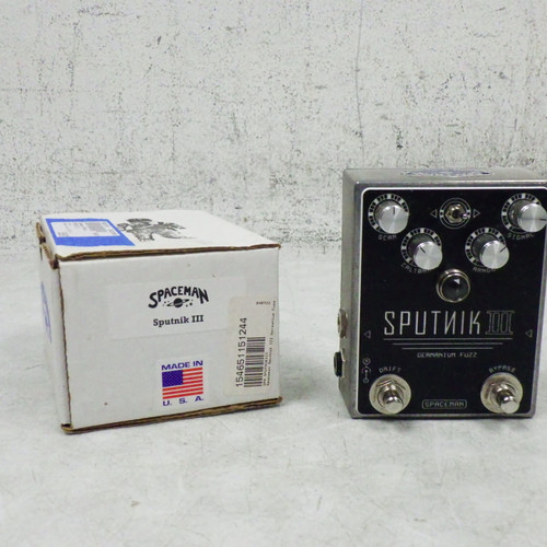 Vist Large View of Product Image Which is Used Spaceman Effects SPUTNIK III Distortion Pedal