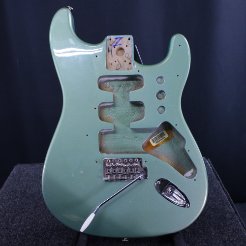 Vist Large View of Product Image Which is Used Fender STRAT BODY MIM W/BRIDGE Guitar Accessory