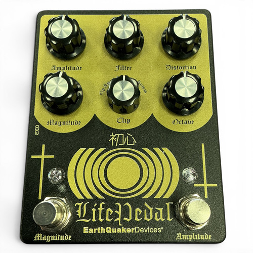 Vist Large View of Product Image Which is Used Earthquaker Devices LIFE PEDAL Octave Pedal