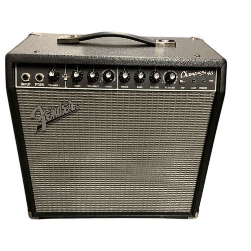 Vist Large View of Product Image Which is Used Fender CHAMPION 40 1 x 12 Solid State Amplifier 1 x 12