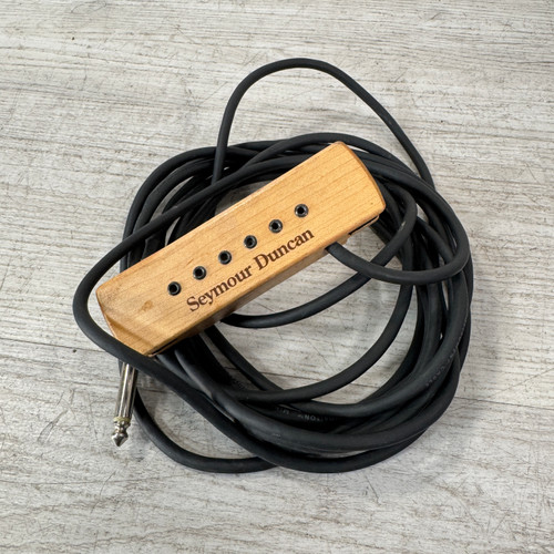 Vist Large View of Product Image Which is Used Seymour Duncan SA-3XL Woody XL - Hum-canceling Acoustic Soundhole Pickup
