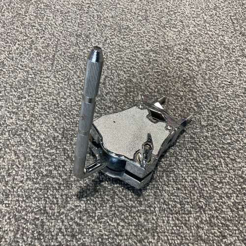 Vist Large View of Product Image Which is Used TOM MOUNT L-ARM CLAMP