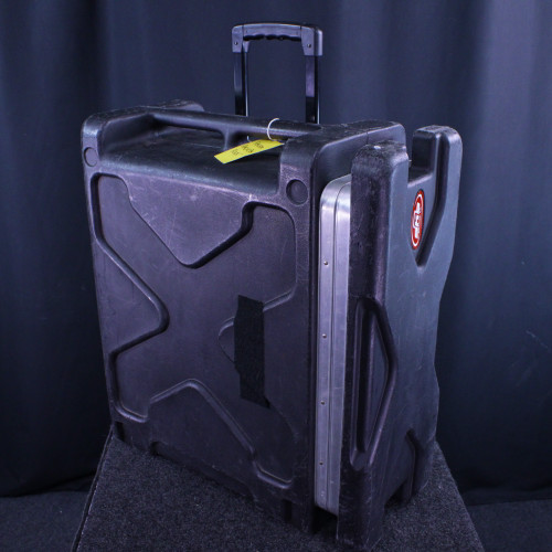Vist Large View of Product Image Which is Used SKB 4U SKB ROAD CASE Medium Road Case