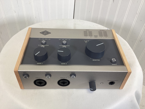 Vist Large View of Product Image Which is Used Universal Audio VOLT 276 Computer Interface 2 A/D Recording Inputs