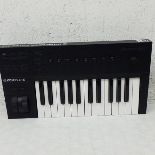Vist Large View of Product Image Which is Used Native InstrumentS Komplete Kontrol A25 25-Key Controller 25-Key
