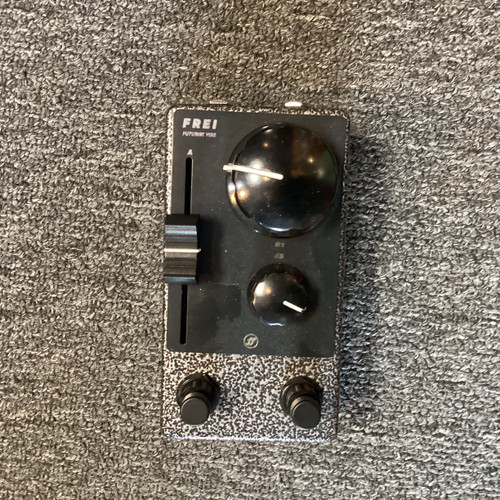 Vist Large View of Product Image Which is Used FJORD FUZZ FREI Tremolo Pedal