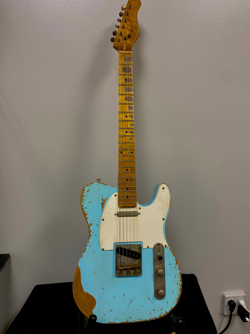 Vist Large View of Product Image Which is Used Michael Kelly HEIRLOOM RELIC T Type Electric Guitar Blue 6-String