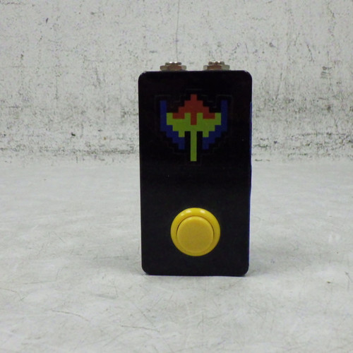 Vist Large View of Product Image Which is Used ONE BUTTON KILL SWITCH Guitar Effects Pedal