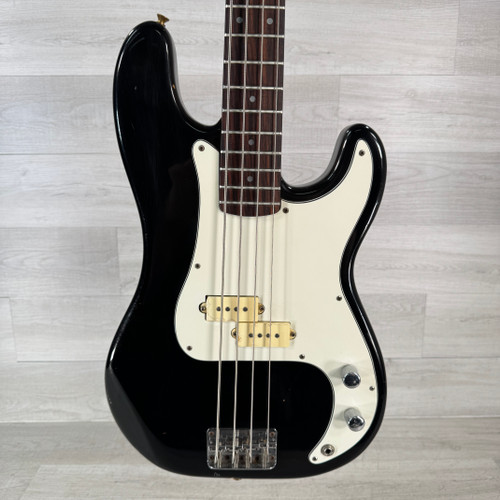 Vist Large View of Product Image Which is Used Lotus 4-string Bass Guitar - Black