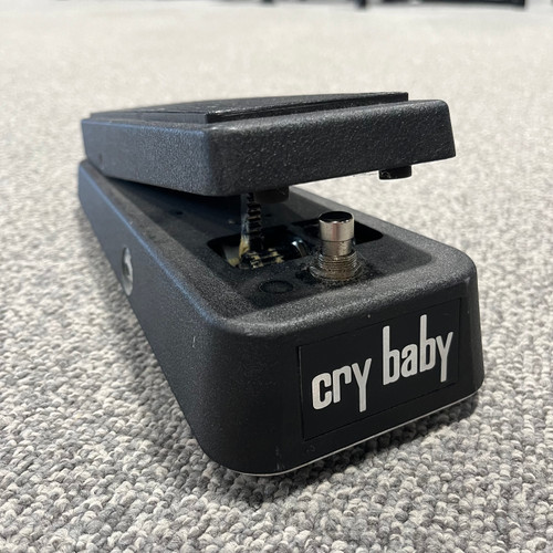 Vist Large View of Product Image Which is Used DUNLOP CRY BABY GCB-95 Guitar Wah Pedal