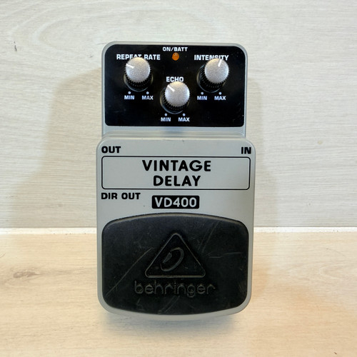 Vist Large View of Product Image Which is Used Behringer DIGITAL DELAY DD400 Guitar Effect