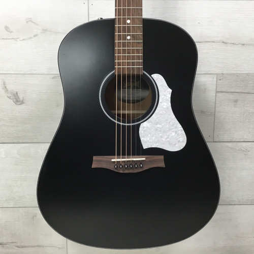 Vist Large View of Product Image Which is Used Seagull S6 Classic Black Solid Top Acoustic/Electric Guitar