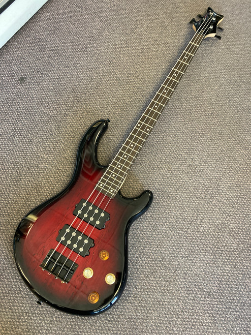 Vist Large View of Product Image Which is Used Dean EDGE 2 Modern Metal Bass Guitar Red 4-String