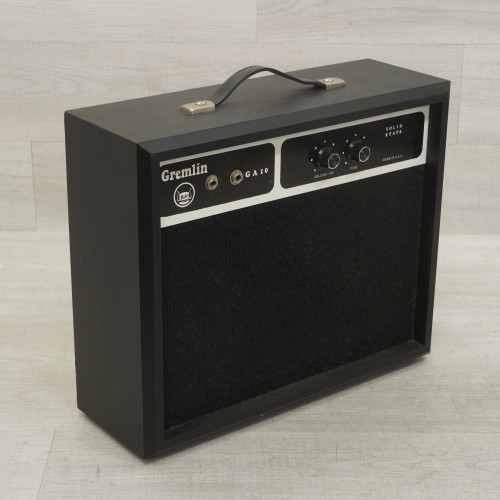 Vist Large View of Product Image Which is Used Gremlin GA10 1 x 8 Solid State Amplifier