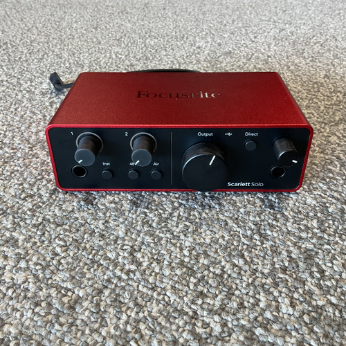 Vist Large View of Product Image Which is Used FOCUSRITE SCARLETT SOLO 4TH GEN Interface