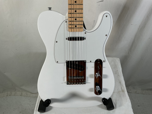 Vist Large View of Product Image Which is Used Squier AFFINITY TELECASTER T Type Electric Guitar White 6-String