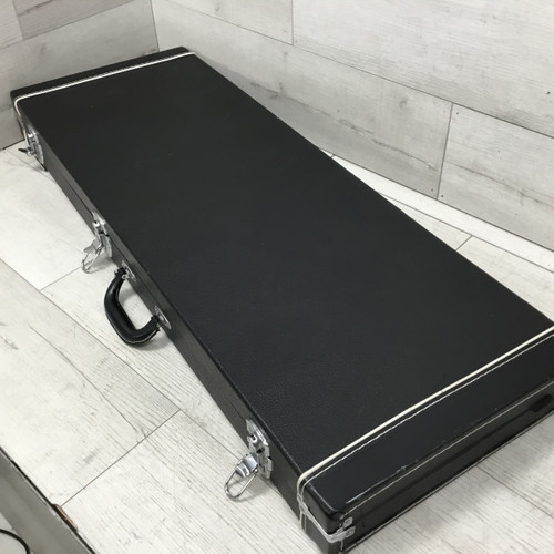 Vist Large View of Product Image Which is Used Universal Electric Guitar Hard Case