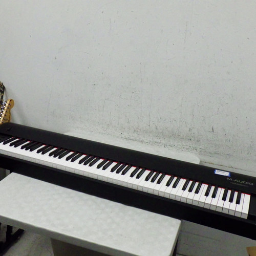 Vist Large View of Product Image Which is Used M-Audio Hammer 88 Controller 88-Key Controller 88-key