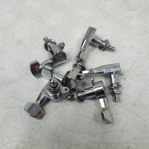 Vist Large View of Product Image Which is Used TUNERS Instrument Tuner or Metronome