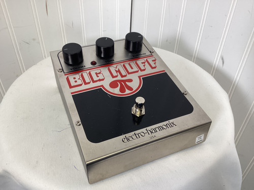 Vist Large View of Product Image Which is Used Electro Harmonix (E/H) BIG MUFF Fuzz Pedal