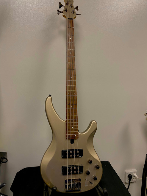 Vist Large View of Product Image Which is Used Yamaha TRBX304 Modern Metal Bass Guitar Silver/Gray 4-String