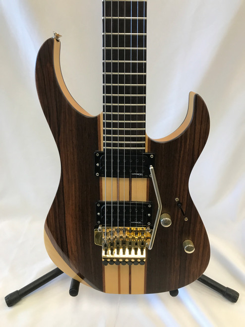 Vist Large View of Product Image Which is Used WOODO SEVEN STRING Super S Electric Guitar Wood 7-String
