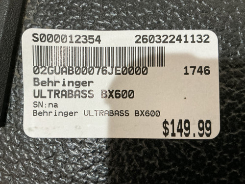 Vist Large View of Product Image Which is Used Behringer ULTRABASS BX600 1 x 15 Bass Combo Amplifier 1 x 15