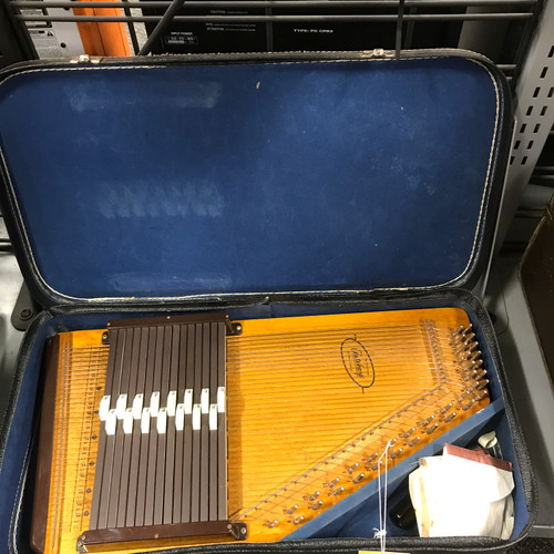 Vist Large View of Product Image Which is Used Silvertone AUTOHARP BY OSCAR SCHMIDT Vintage Instrument