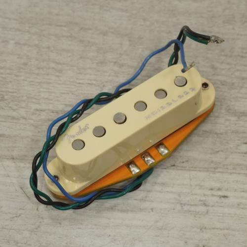 Vist Large View of Product Image Which is Used Fender Gen 4 Noiseless Strat Guitar Pickup