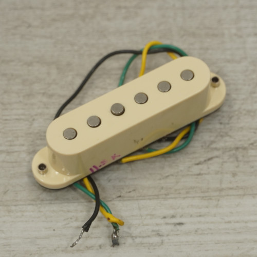 Vist Large View of Product Image Which is Used Fender Scn Samarium Cobalt Noiseless Guitar Pickup