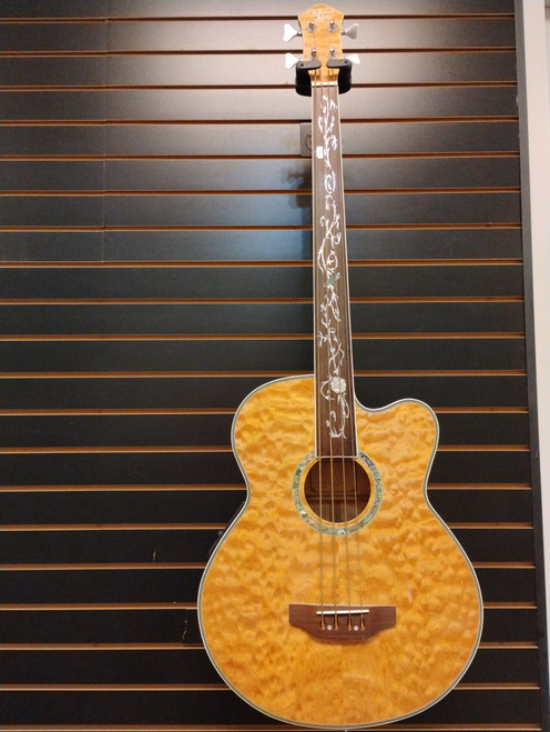 Vist Large View of Product Image Which is Used Michael Kelly QAB2-FL QN Bass Guitar Natural 4-String
