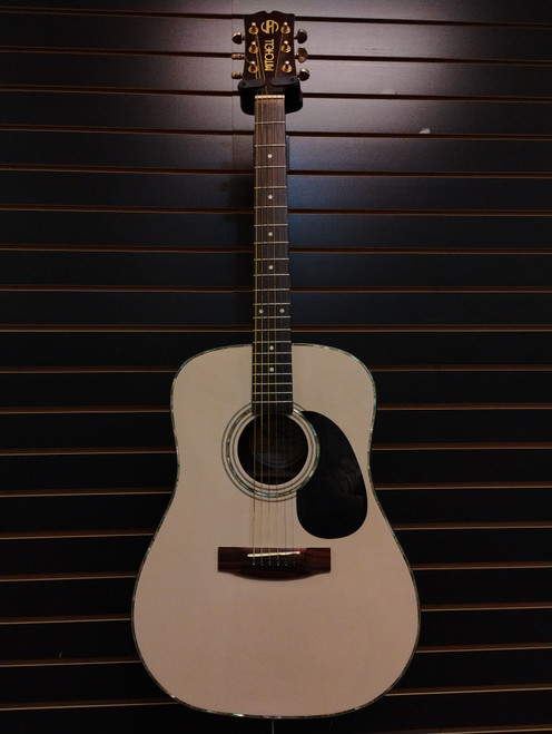 Vist Large View of Product Image Which is Used Mitchell MD-300 Acoustic Guitar Silver/Gray