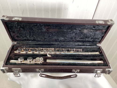Vist Large View of Product Image Which is Used Yamaha YFL225S Student Flute