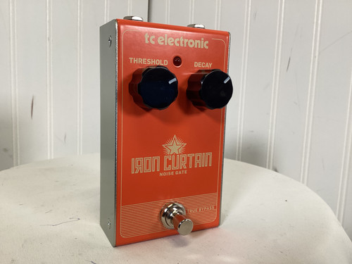 Vist Large View of Product Image Which is Used TC Electronic IRON CURTAIN Guitar Effects Pedal