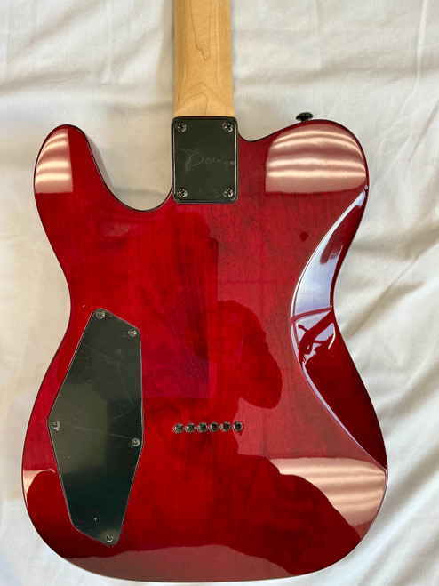 Vist Large View of Product Image Which is Used 2015 Dean NASH TRACII GUNS Nash Vegas Electric Guitar Red 6-String