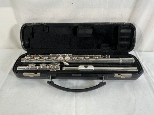 Vist Large View of Product Image Which is Used Yamaha ADVANTAGE 200AD FLUTE Student Flute