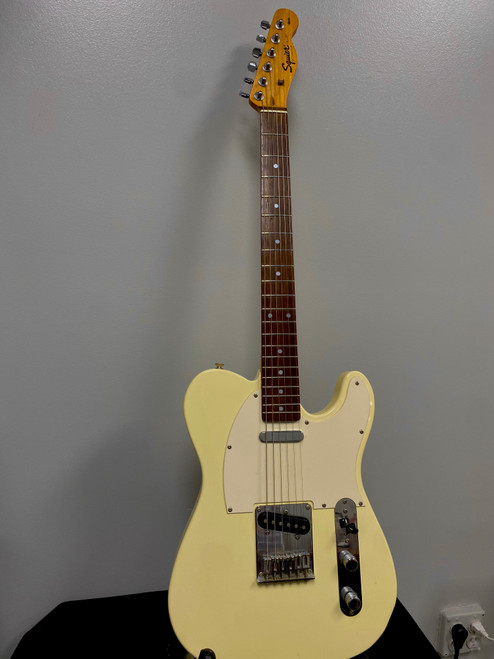 Vist Large View of Product Image Which is Used Squier AFFINITY TELECASTER T Type Electric Guitar White 6-String