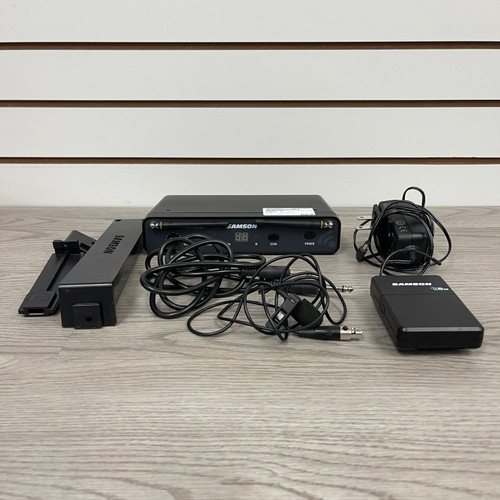 Vist Large View of Product Image Which is Used - Samson CONCERT 88X W/AC Wireless Microphone