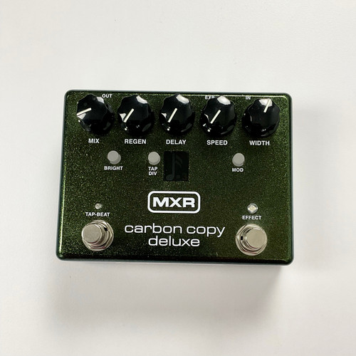 Vist Large View of Product Image Which is Used MXR Carbon Copy Deluxe Delay Pedal