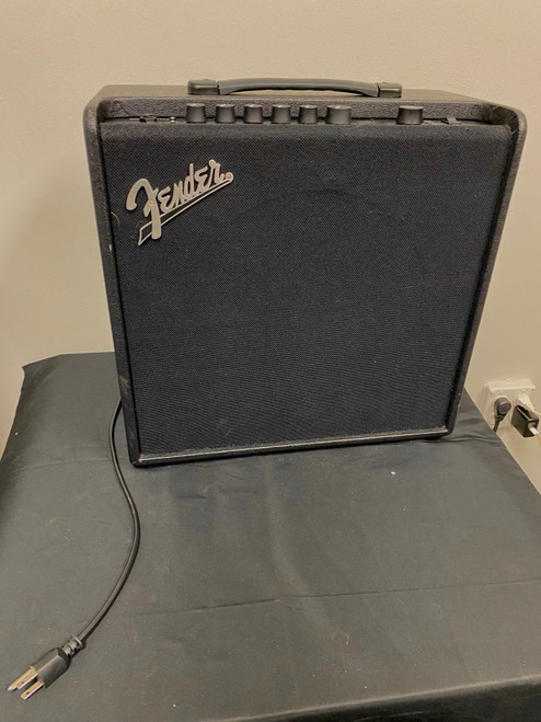Vist Large View of Product Image Which is Used Fender MUSTANG LT50 1 x 10 Solid State Amplifier 1 x 10