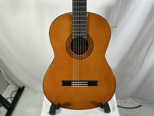 Vist Large View of Product Image Which is Used Yamaha C40II Laminate Top Acoustic Guitar Wood