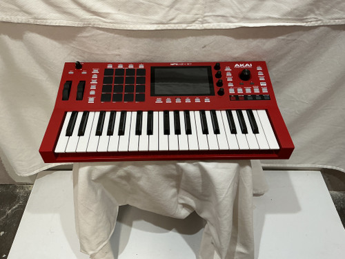 Vist Large View of Product Image Which is Used Akai AKAI MPC 37 KEY Compact Keyboard Compact