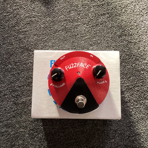 Vist Large View of Product Image Which is Used Dunlop FFM2 Fuzz Pedal