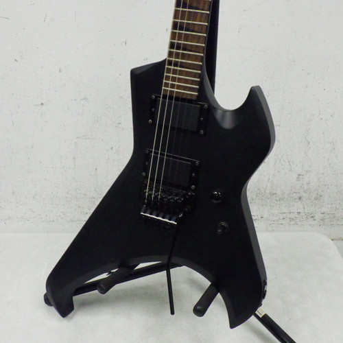 Vist Large View of Product Image Which is Used Jackson Pro Series Rob Cavestany Signature Pointy Electric Guitar Black 6-String