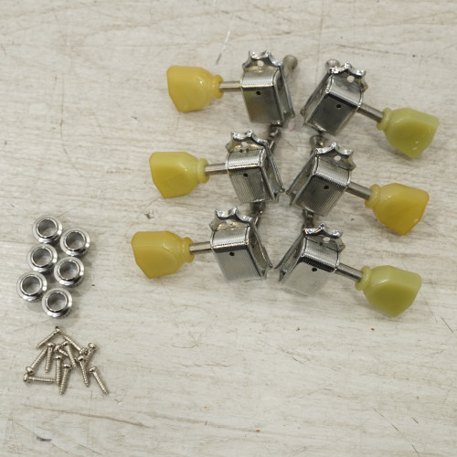 Vist Large View of Product Image Which is Used Epiphone 3x3 Tuners