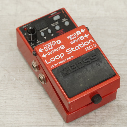 Vist Large View of Product Image Which is Used Boss RC-3 Looper Pedal