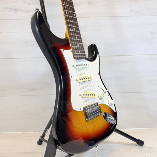 Vist Large View of Product Image Which is Used Washburn SONAMASTER Electric Guitar Sunburst 6-String