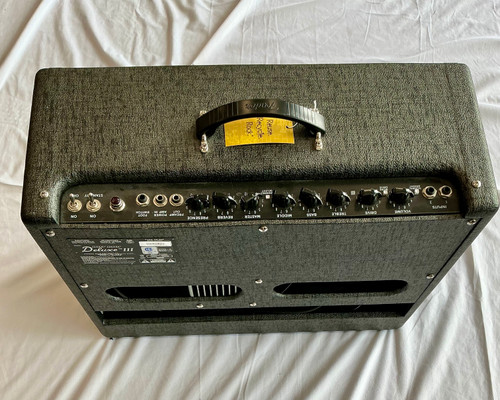 Vist Large View of Product Image Which is Used Fender HOT ROD DELUXE 1 x 12 Tube Combo Amplifier 1 x 12